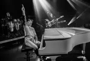 Eltonology - Elton John Tribute Band 10