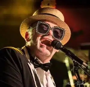 Eltonology - Elton John Tribute Band 5